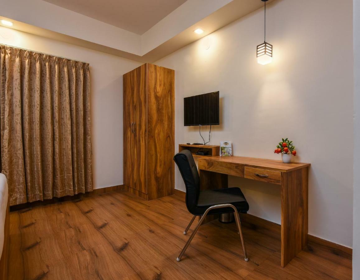 Kensington Suites Бангалор Екстериор снимка