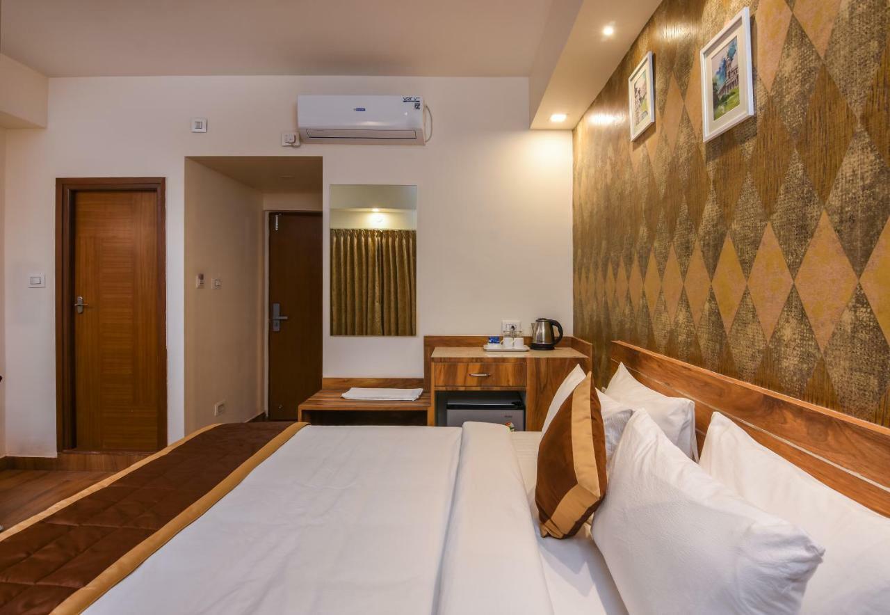 Kensington Suites Бангалор Екстериор снимка